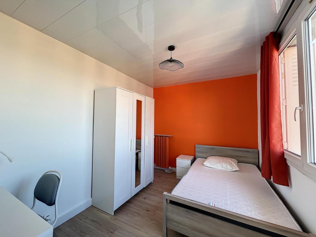 Agreable Appartement 4 Pieces, Vue Mont Ventoux, Proche Remparts アヴィニョン エクステリア 写真